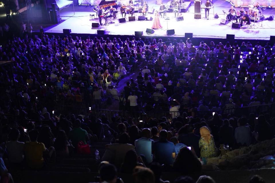 37286640_1323765941094287_858258006180102144_n